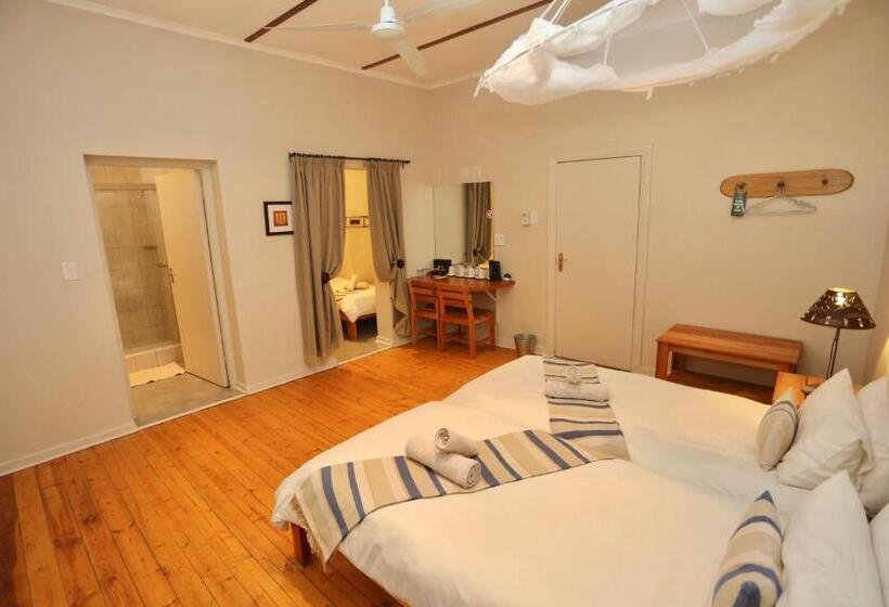 اتاق خانوادگی, Bahnhof Hotel Aus