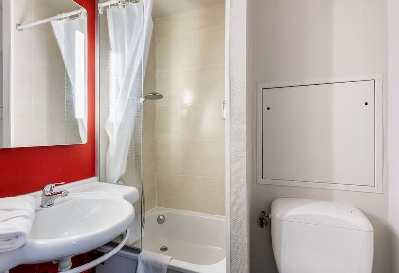 Четырехместный Номер Стандарт, B&b Hotel Béziers