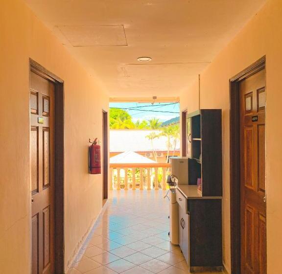 수피리어 룸, Amzar Motel Cenang