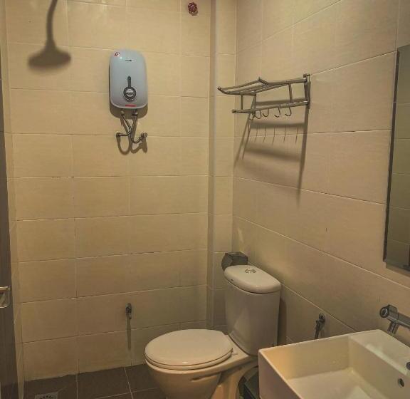 디럭스 룸, Amzar Motel Cenang