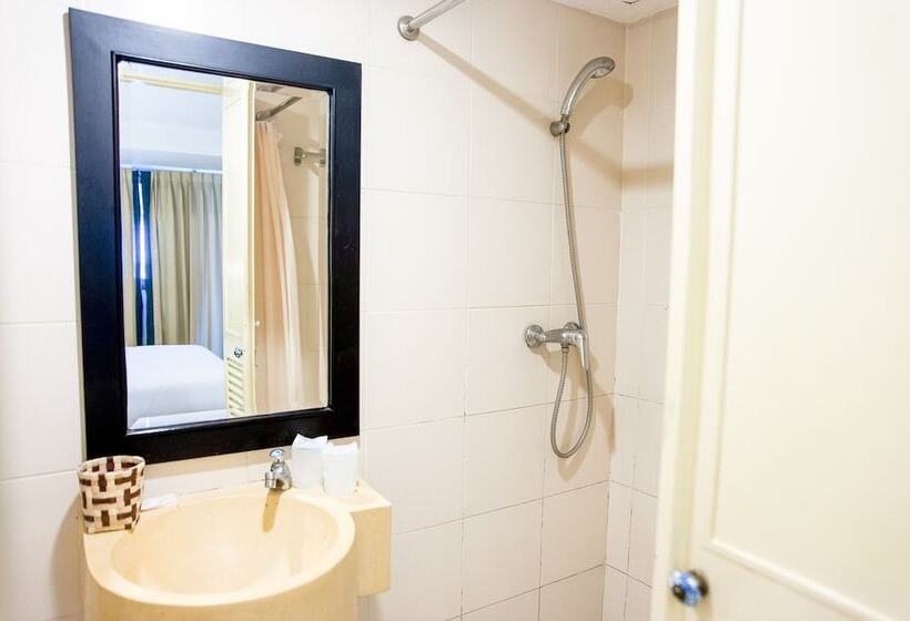 اتاق استاندارد, Crystal Inn Phuket