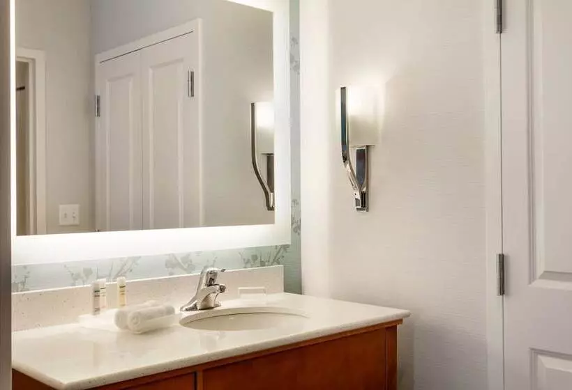 スイート, Homewood Suites By Hilton Gateway Hills Nashua