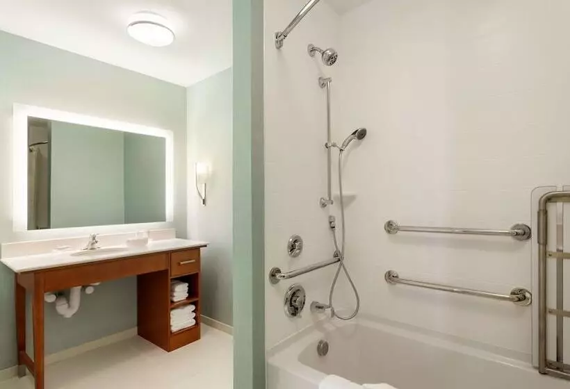 身障者適用スイートルーム, Homewood Suites By Hilton Gateway Hills Nashua