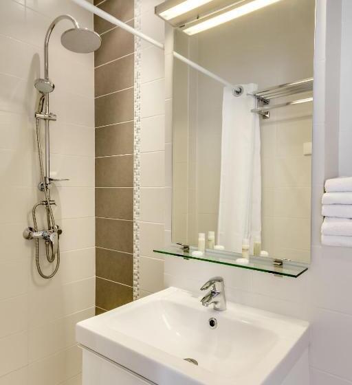 اتاق استاندارد, Hôtel Le Mondon Metz
