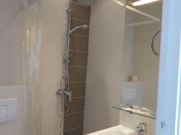 Классический Номер, Hôtel Le Mondon Metz