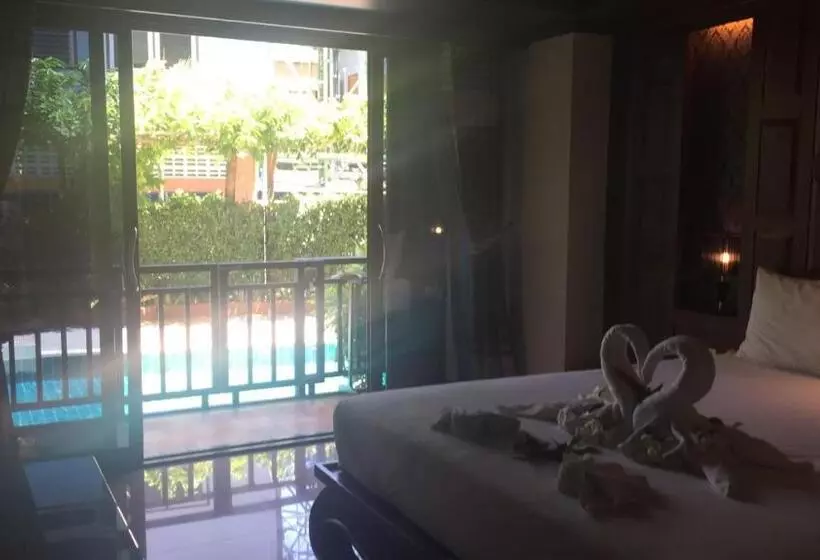 デラックスルーム, Jj Residence