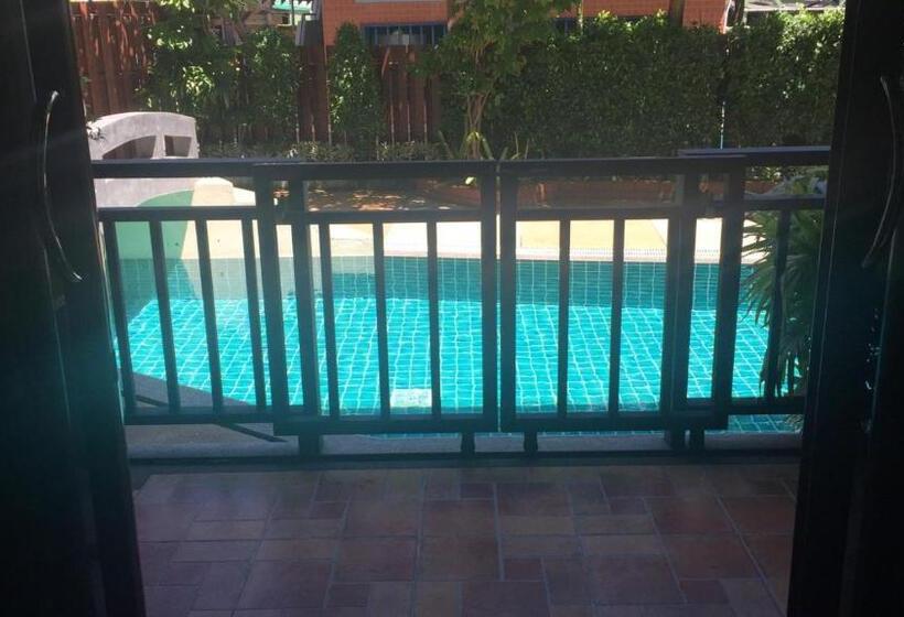 Номер Deluxe, Jj Residence