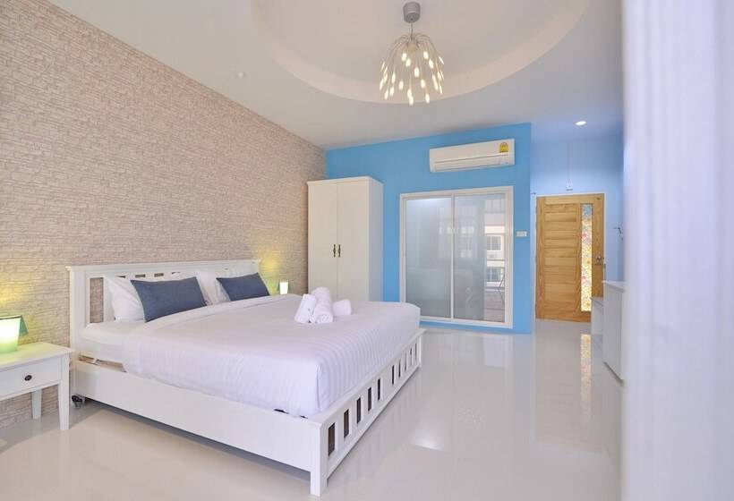 اتاق لوکس, Just Fine Krabi