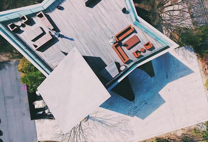 اتاق لوکس, Keyforest Hokuto