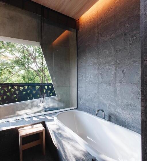 اتاق لوکس, Keyforest Hokuto