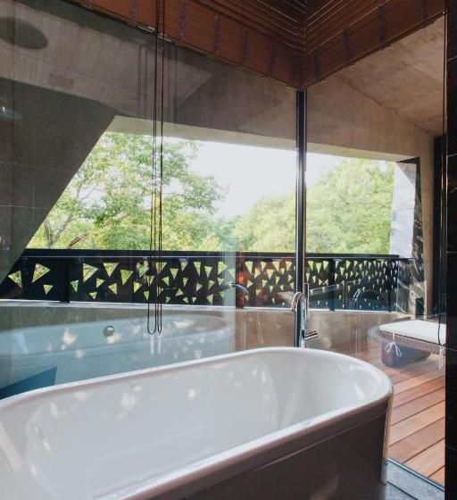 اتاق لوکس, Keyforest Hokuto