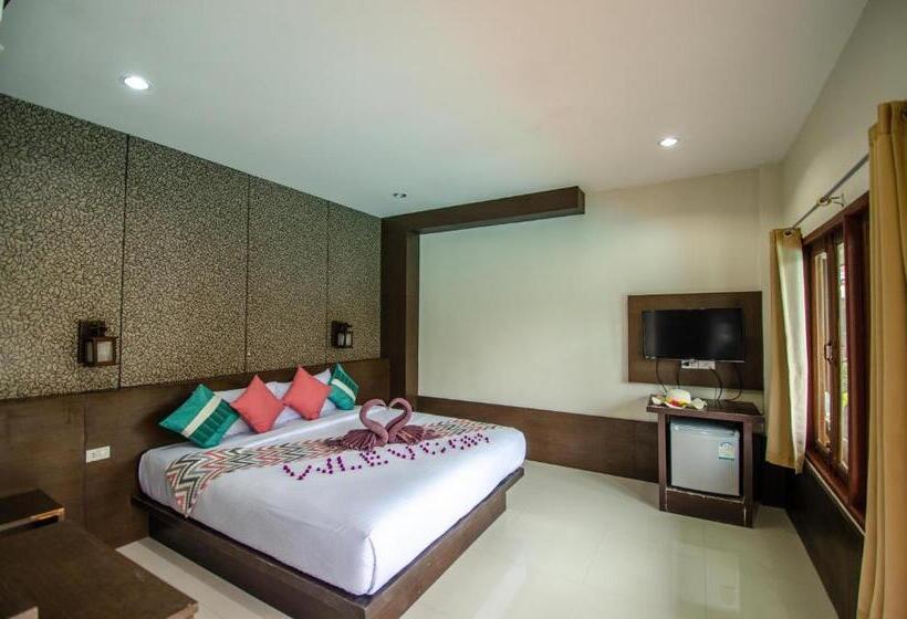 带泳池观景的豪华房, Khum Laanta Resort   Sha Extra Plus