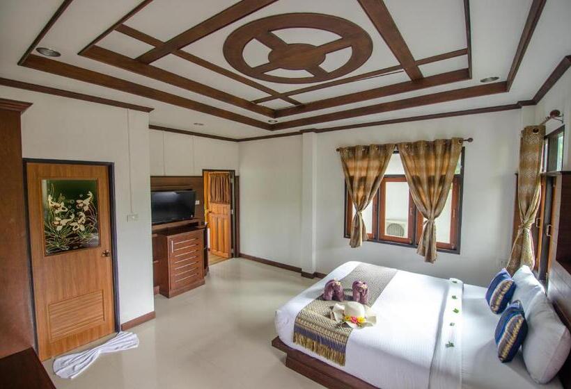 豪华三人间, Khum Laanta Resort   Sha Extra Plus