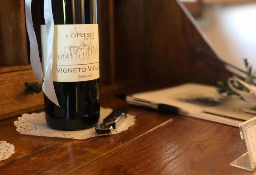 سوئیت با بالکن, La Cantina Relais  Fattoria Il Cipresso