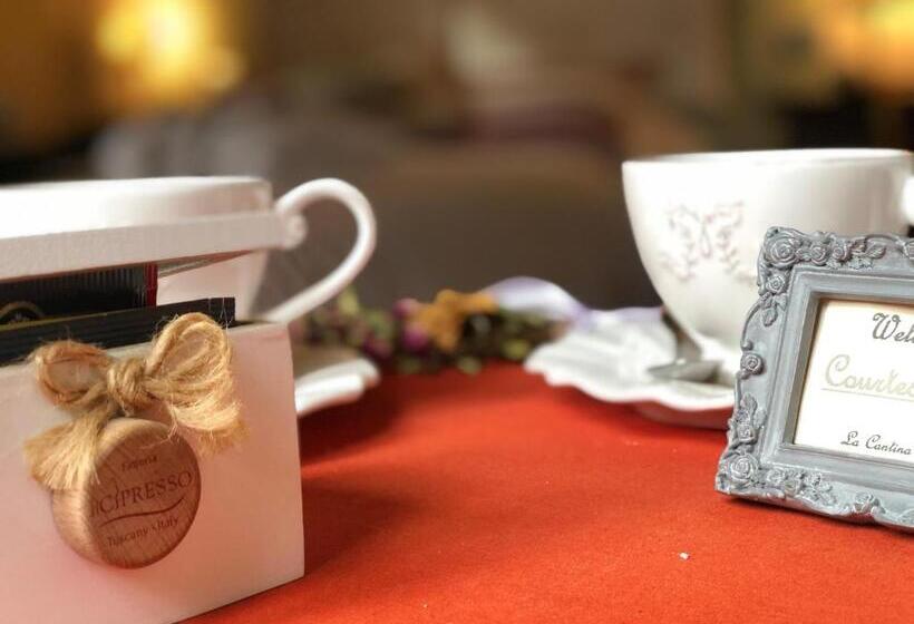 اتاق سوپریور با چشم‌انداز باغ, La Cantina Relais  Fattoria Il Cipresso