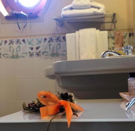 Suite with Terrace, La Cantina Relais  Fattoria Il Cipresso