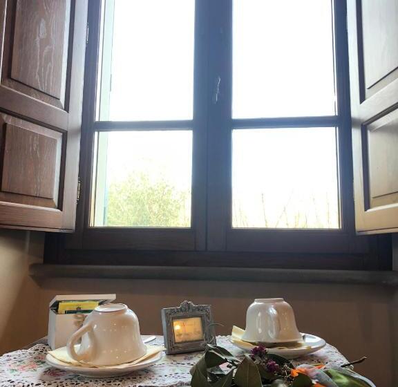 سوئیت با بالکن, La Cantina Relais  Fattoria Il Cipresso