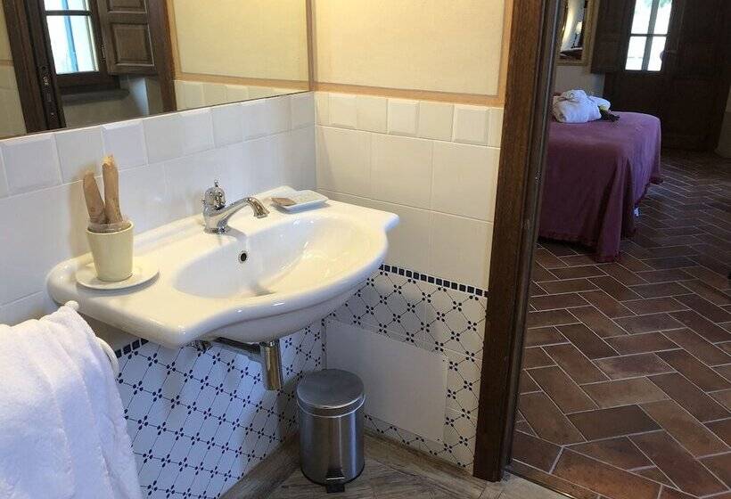 سوئیت با بالکن, La Cantina Relais  Fattoria Il Cipresso