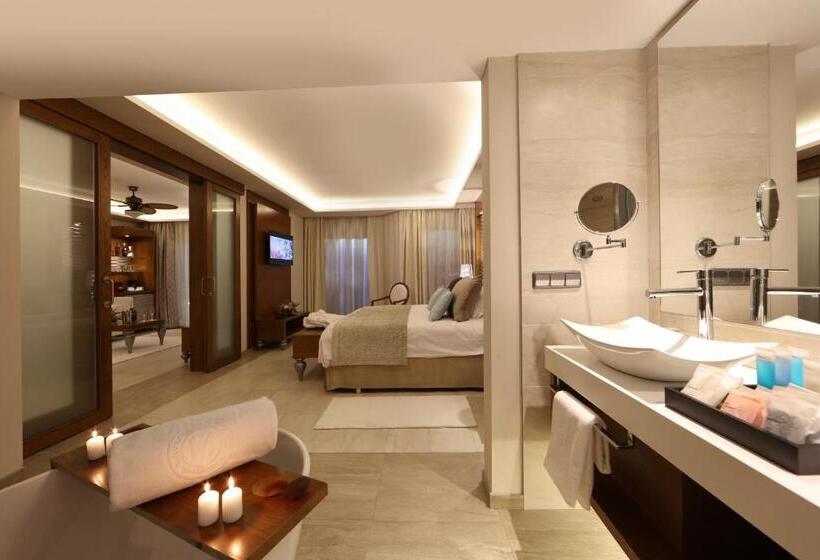Swim-up suite, Majestic Mirage Punta Cana, All Suites - All Inclusive