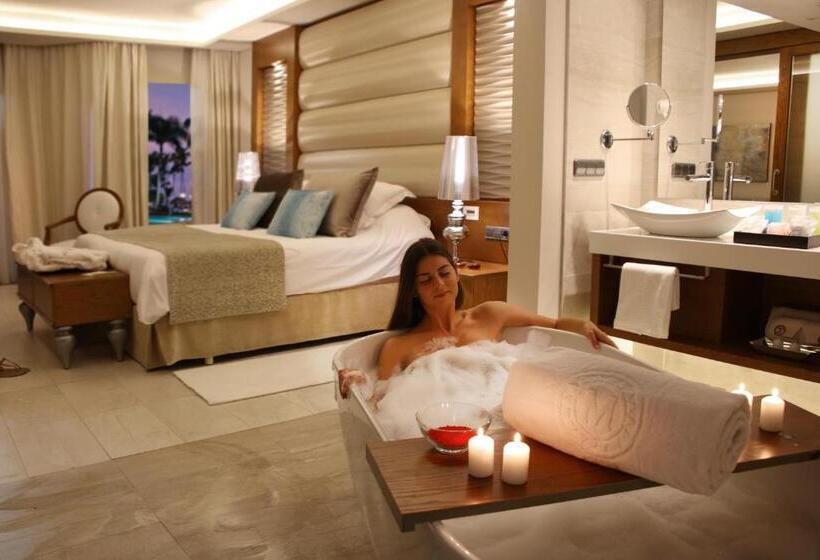Swim-up suite, Majestic Mirage Punta Cana, All Suites - All Inclusive