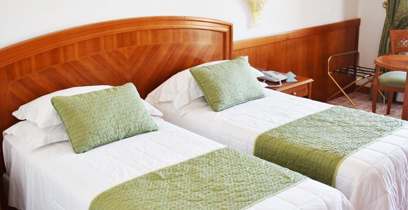 オーシャンビュースーペリアールーム, Phuket Boat Quay