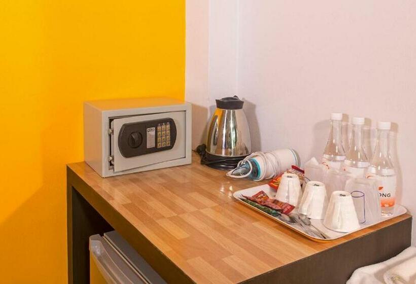 디럭스 트리플 룸, The Fong Krabi Resort