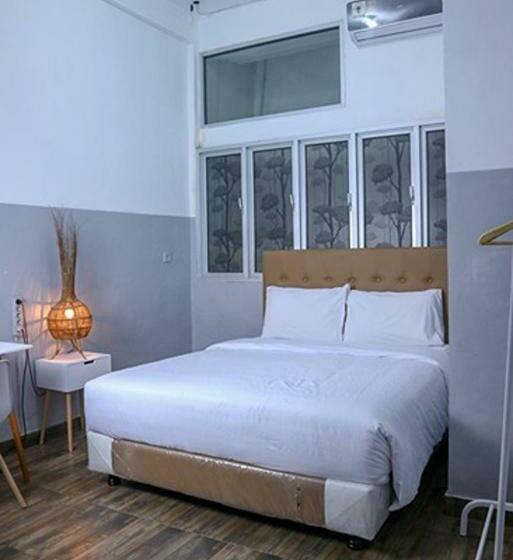 디럭스 트리플 룸, The Fong Krabi Resort