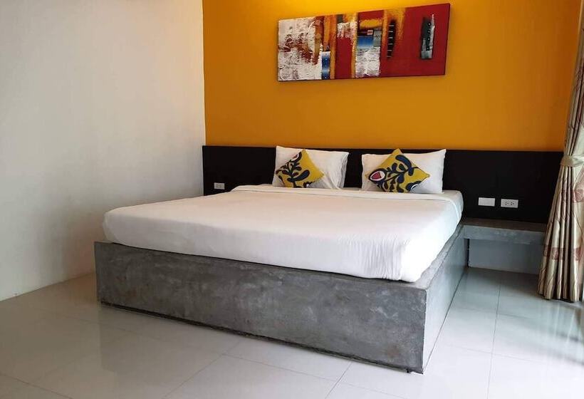 풀장 전망 디럭스 룸, The Fong Krabi Resort