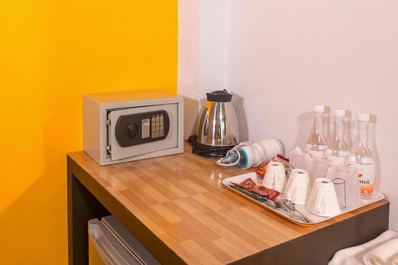 디럭스 트리플 룸, The Fong Krabi Resort