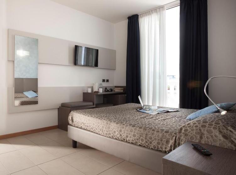 سوییت, Tropical