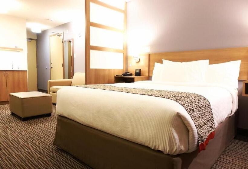 סוויטה, Microtel Casselman