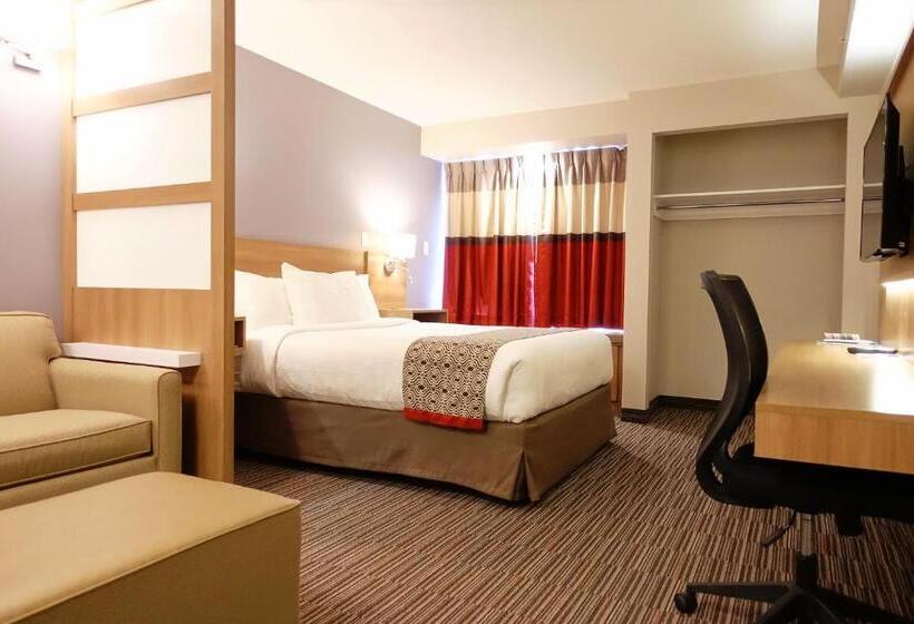 جناح, Microtel Casselman