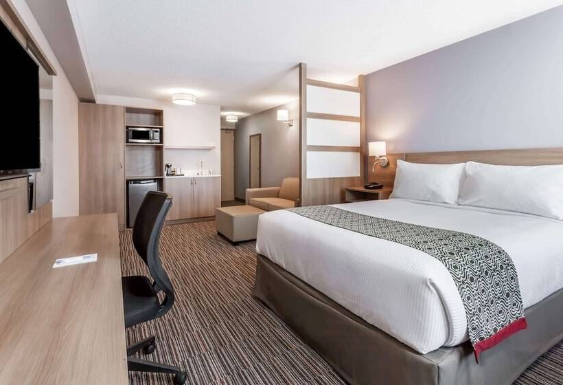 סוויטה, Microtel Casselman