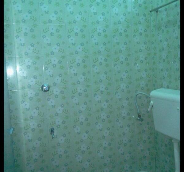 חדר סטנדרט, Rose Inn Motel