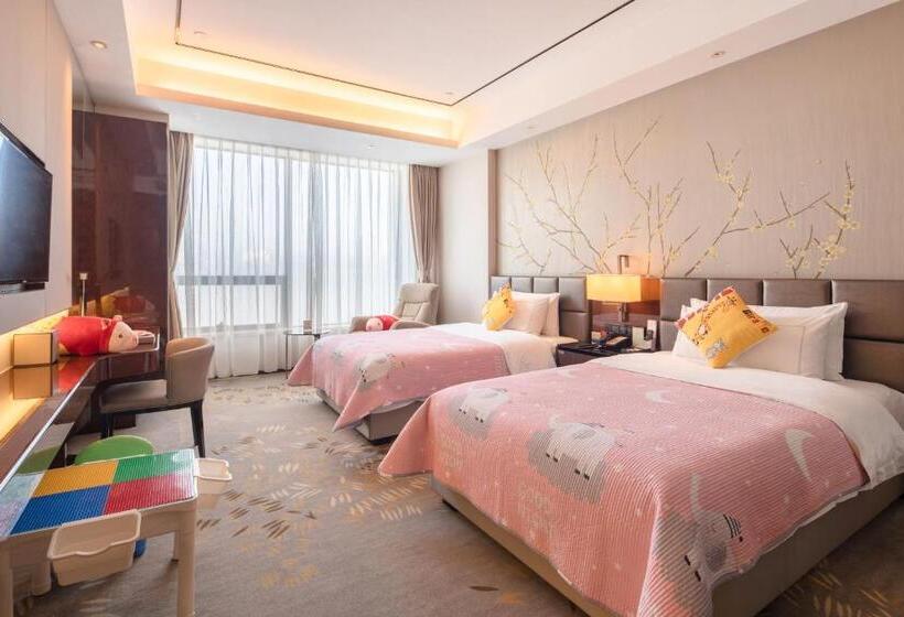 Habitación Familiar Deluxe, 淮安曙光国际大酒店