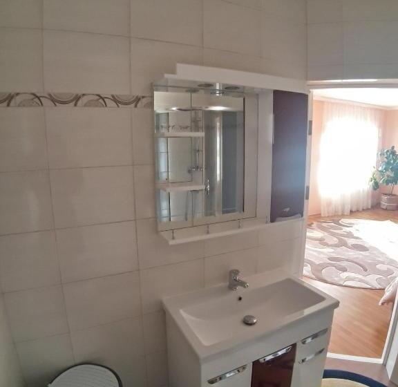 Quarto Familiar, аромат греції