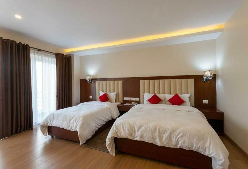 اتاق لوکس, Gorkha Garden