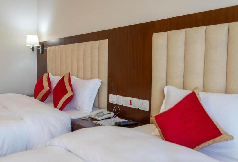 اتاق خانوادگی, Gorkha Garden