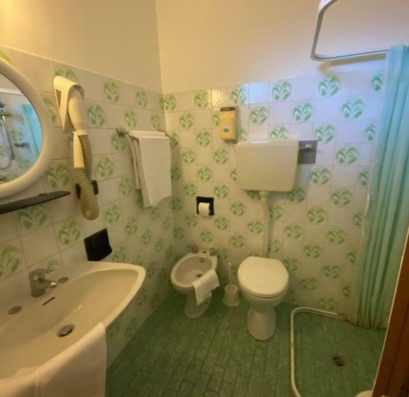 غرفة قياسية, & Ristorante Europa