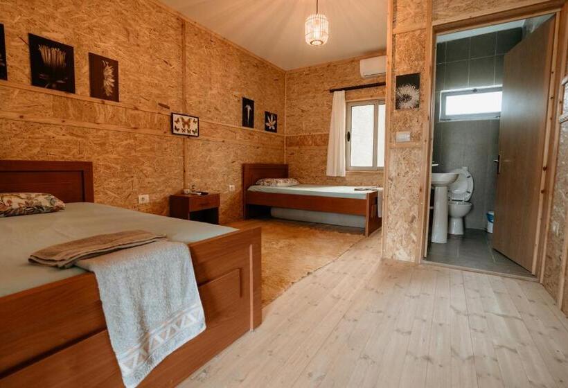 Семейный Номер, Bujtina Vjosa