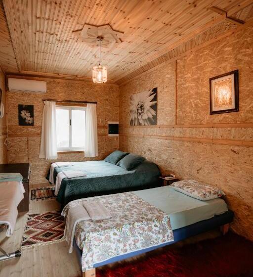 Семейный Номер, Bujtina Vjosa