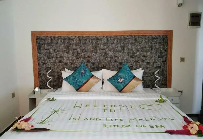 اتاق لوکس, Island Life Maldives Retreat & Spa