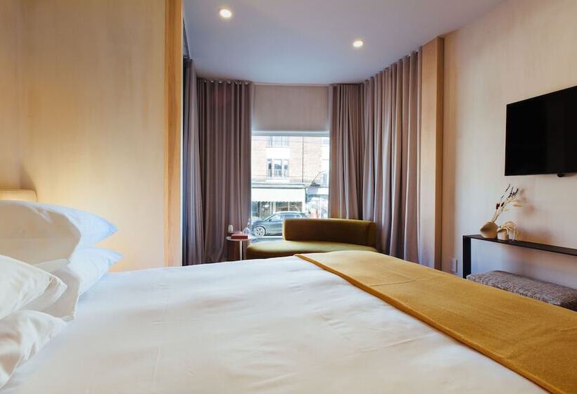 اتاق سوپریور, Ode