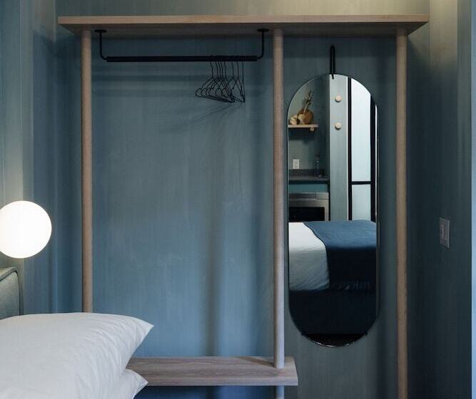 اتاق استاندارد, Ode