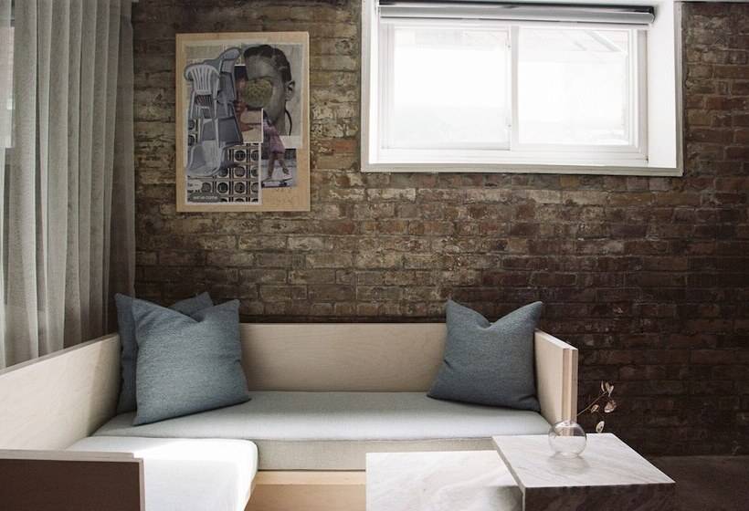 اتاق استاندارد, Ode