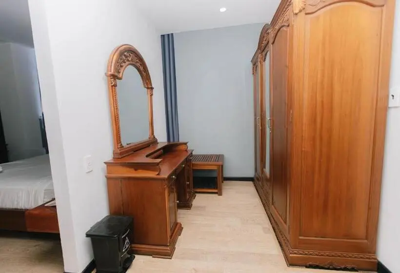 اتاق سه نفره دلوکس با چشم‌انداز دریا, Cali Hotel Quy Nhon