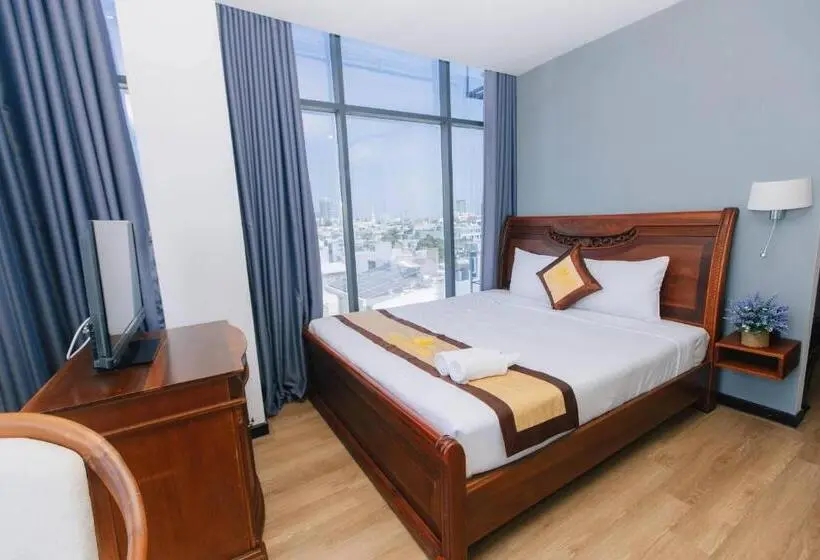 اتاق سه نفره دلوکس با چشم‌انداز دریا, Cali Hotel Quy Nhon