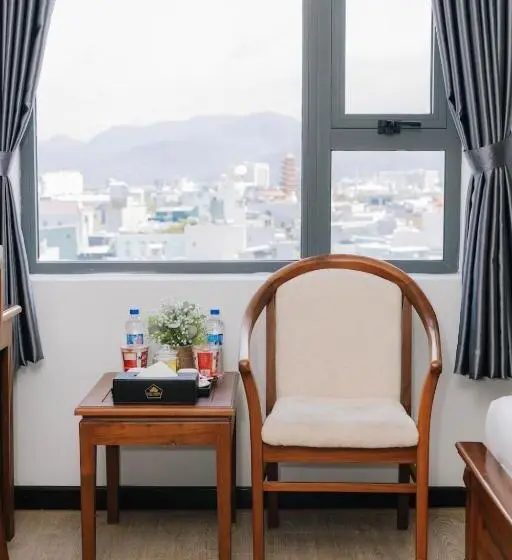 اتاق لوکس با تخت بزرگ, Cali Hotel Quy Nhon