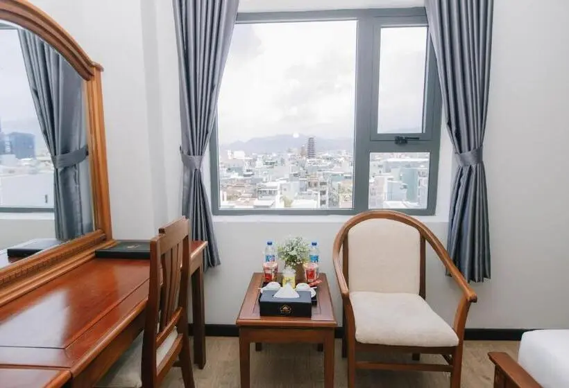 اتاق لوکس با تخت بزرگ, Cali Hotel Quy Nhon