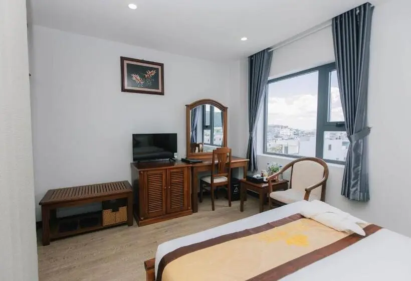 اتاق لوکس با تخت بزرگ, Cali Hotel Quy Nhon